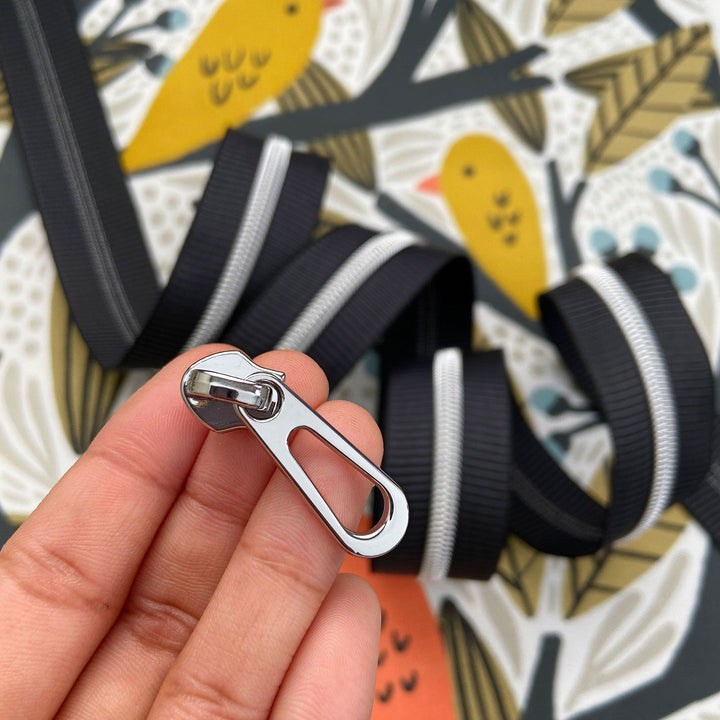 The Classics - Zipper Pull Set