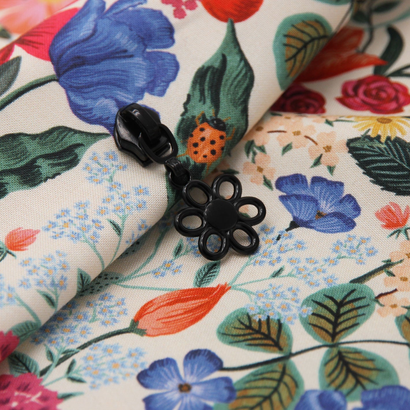 Flower Pulls - Size #5 – Zipper Valley
