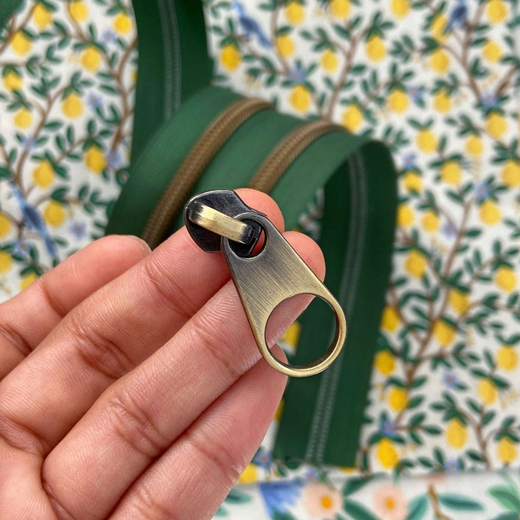 The Classics - Zipper Pull Set