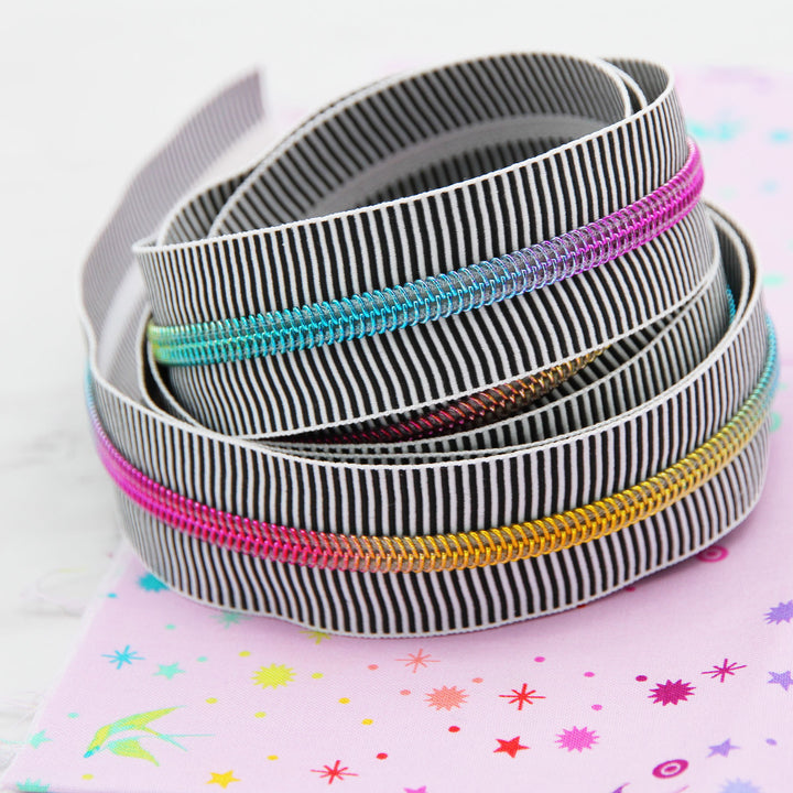 Zebra Stripes - #5 Rainbow Nylon Coil Zipper Tape