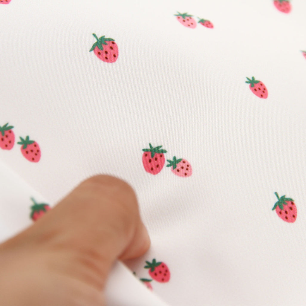 Strawberry Club - DayFlex Fabric – Zipper Valley