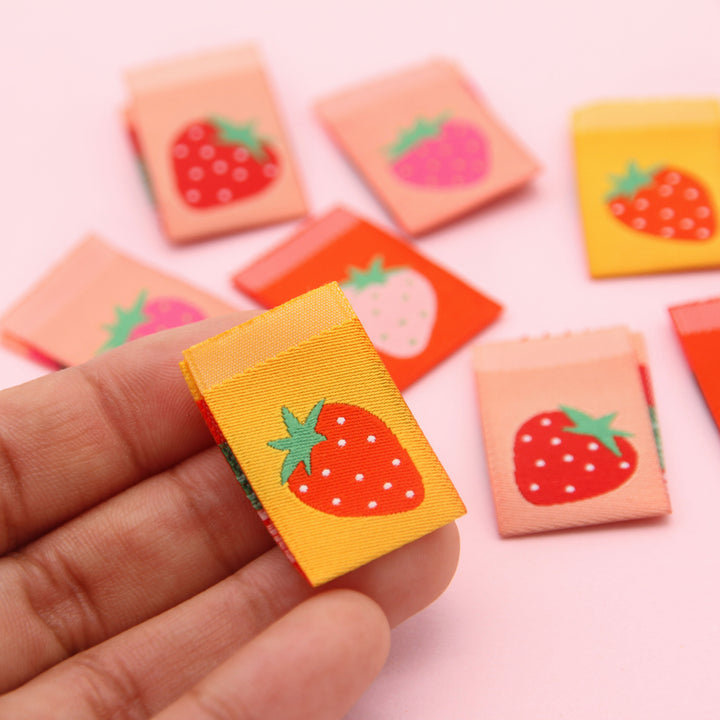 Strawberry Multipack - Woven Labels