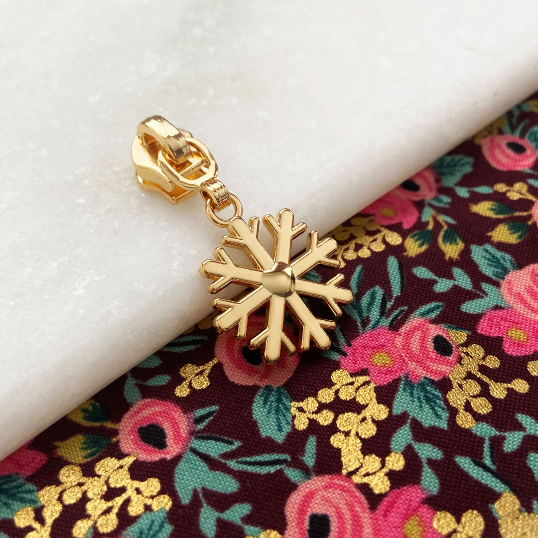 Snowflake Pulls - Size #5
